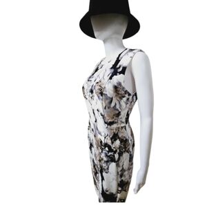 Calvin Klein Printed Sheath Dress White, and  black size 6